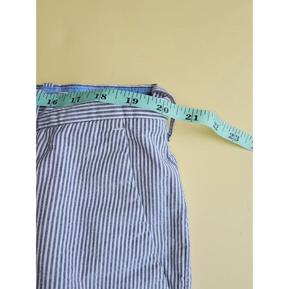 IZOD blue and white seer sucker shorts size 40 - Picture 4 of 6